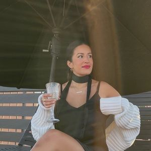 Meet your Posher, Nicole